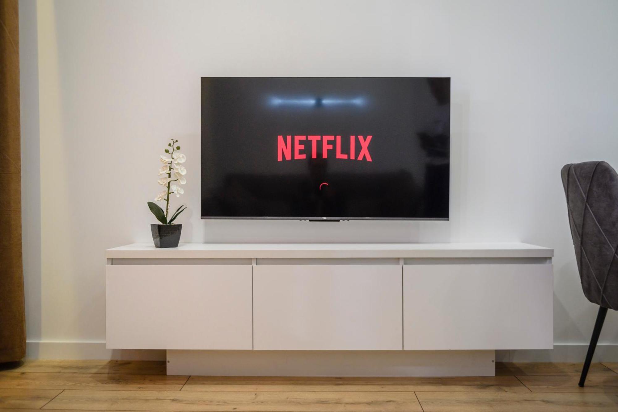 Five Business-Class Rooms In R-House Near Mega Center 알마티 외부 사진
