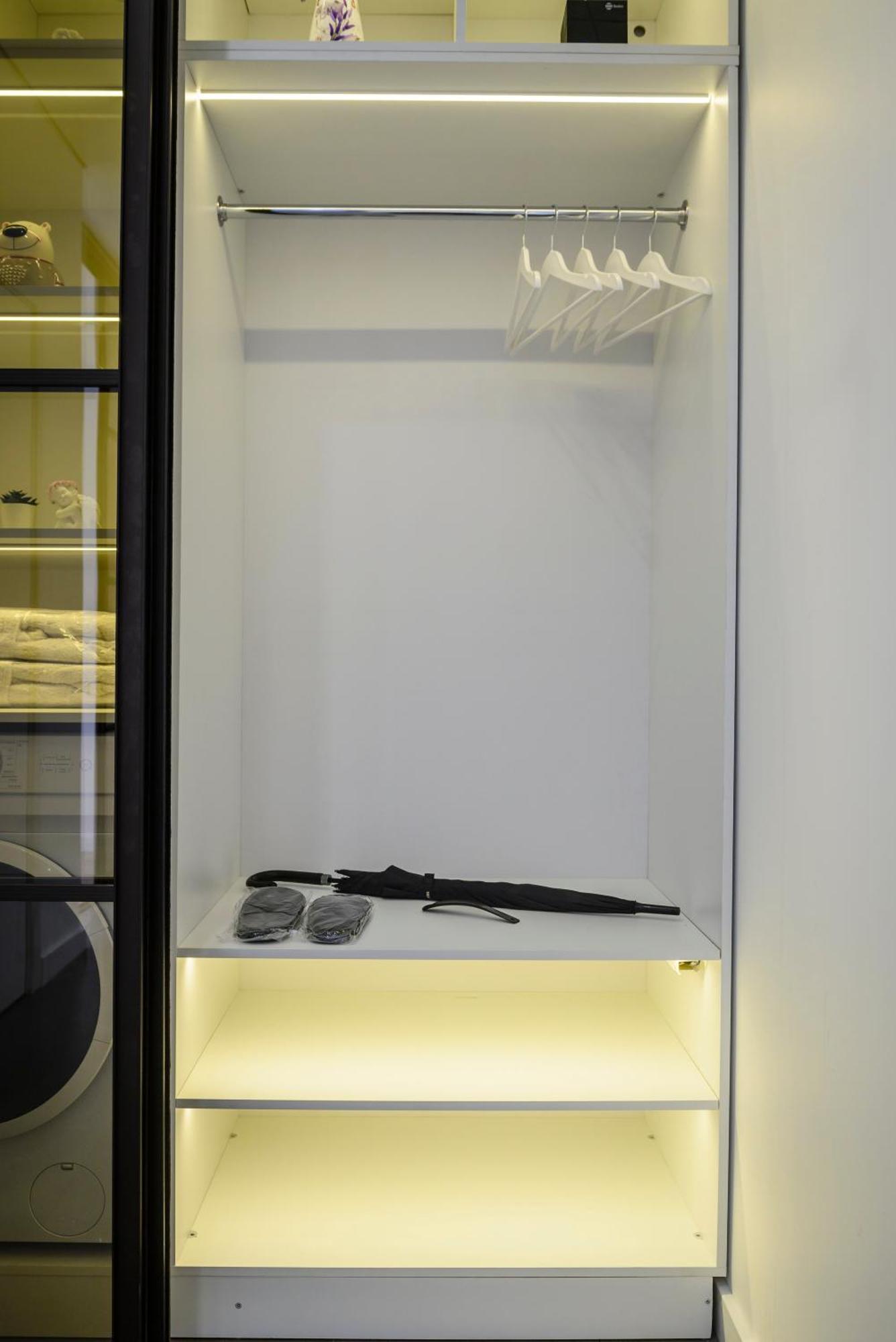 Five Business-Class Rooms In R-House Near Mega Center 알마티 외부 사진