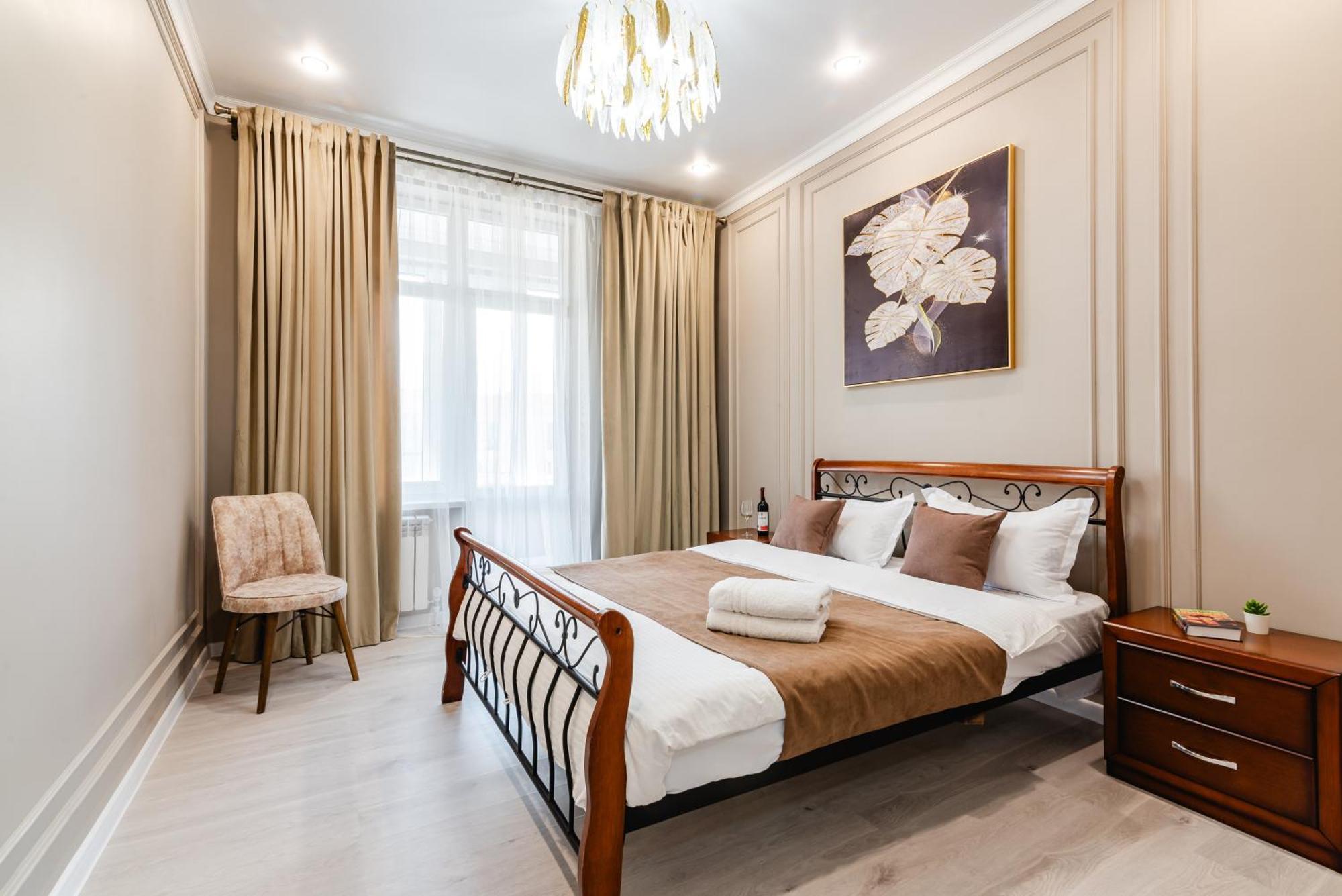 Five Business-Class Rooms In R-House Near Mega Center 알마티 외부 사진