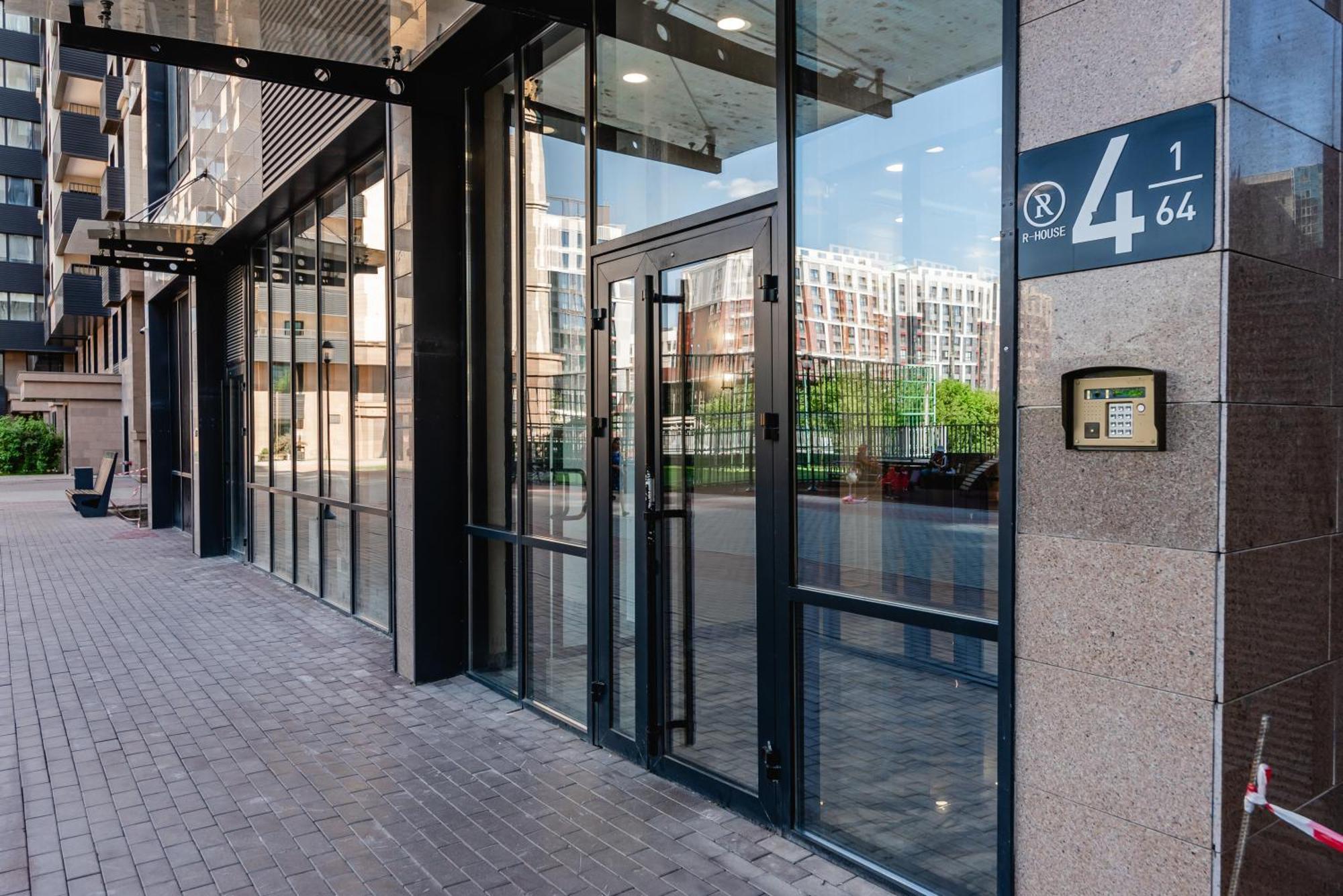 Five Business-Class Rooms In R-House Near Mega Center 알마티 외부 사진