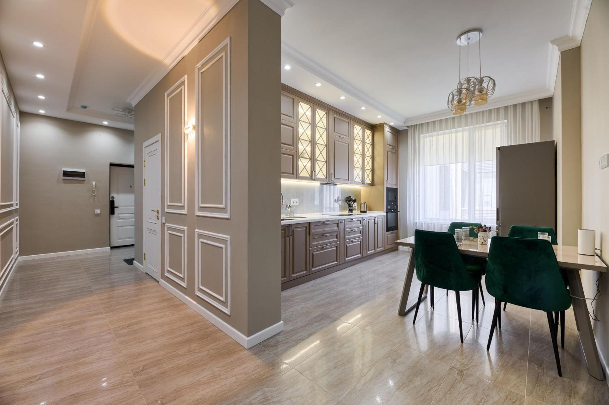 Five Business-Class Rooms In R-House Near Mega Center 알마티 외부 사진