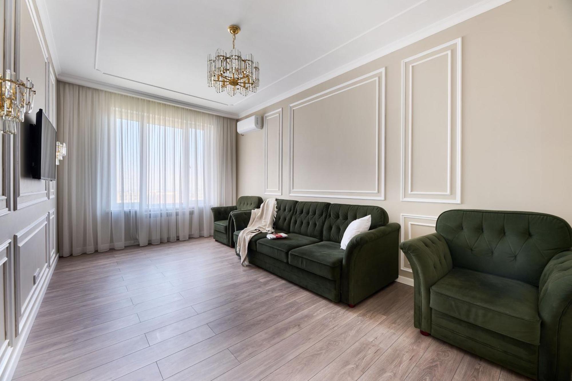 Five Business-Class Rooms In R-House Near Mega Center 알마티 외부 사진