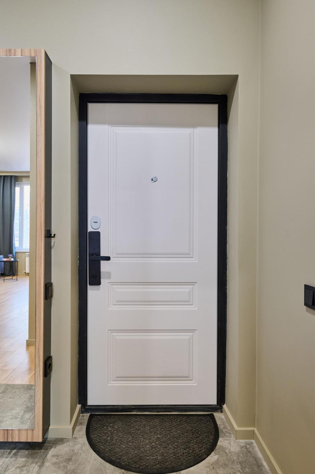 Five Business-Class Rooms In R-House Near Mega Center 알마티 외부 사진